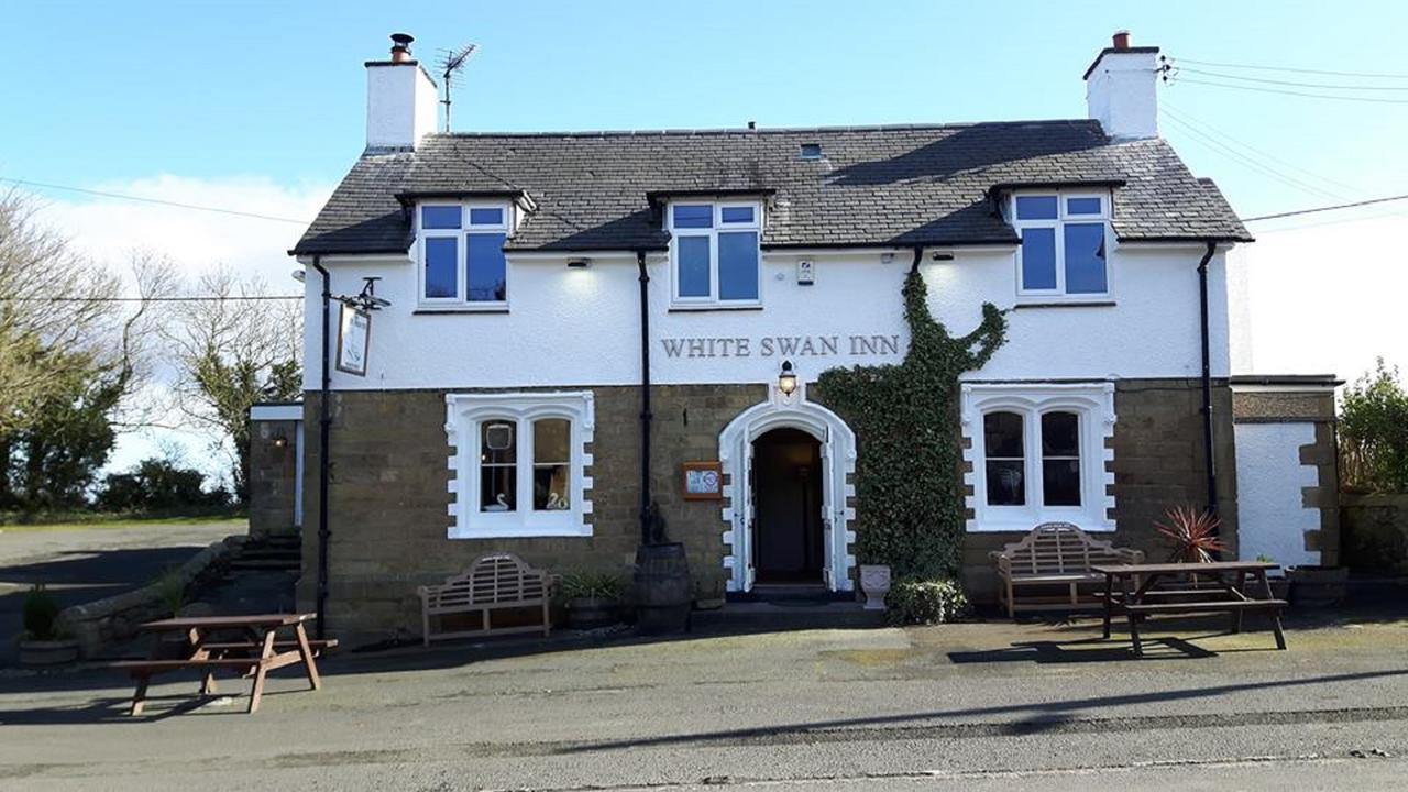 White Swan Inn Belford Exterior photo